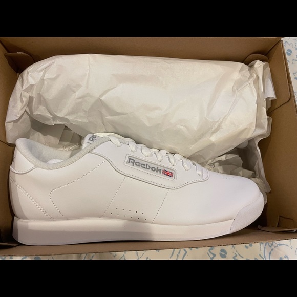 Women Reebok Sneakers - Picture 1 of 4